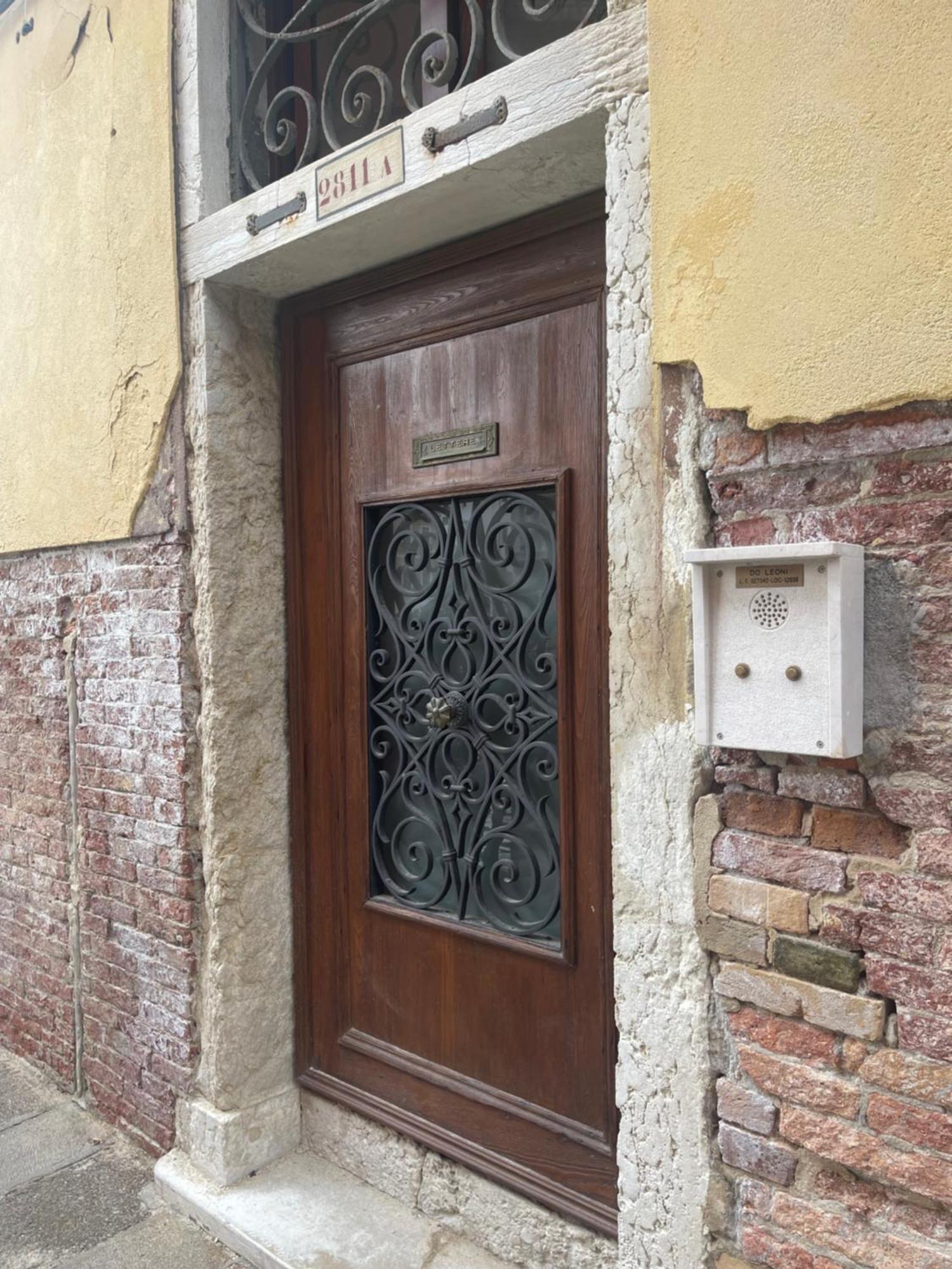 Do Leoni Apartments Venedig Exteriör bild